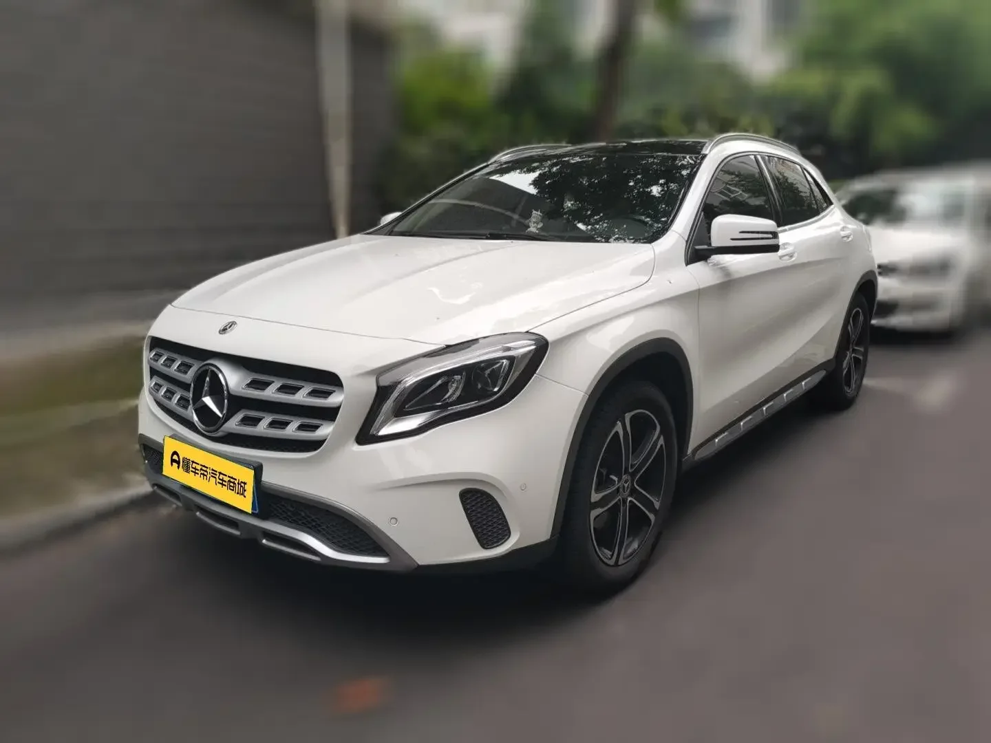 Mercedes-Benz GLA
