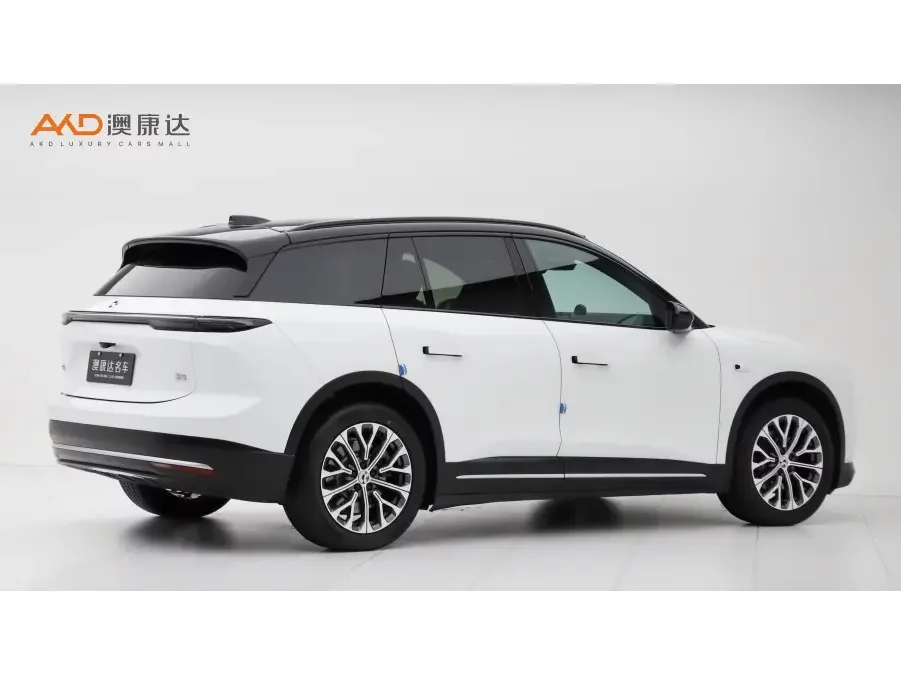 NIO ES6