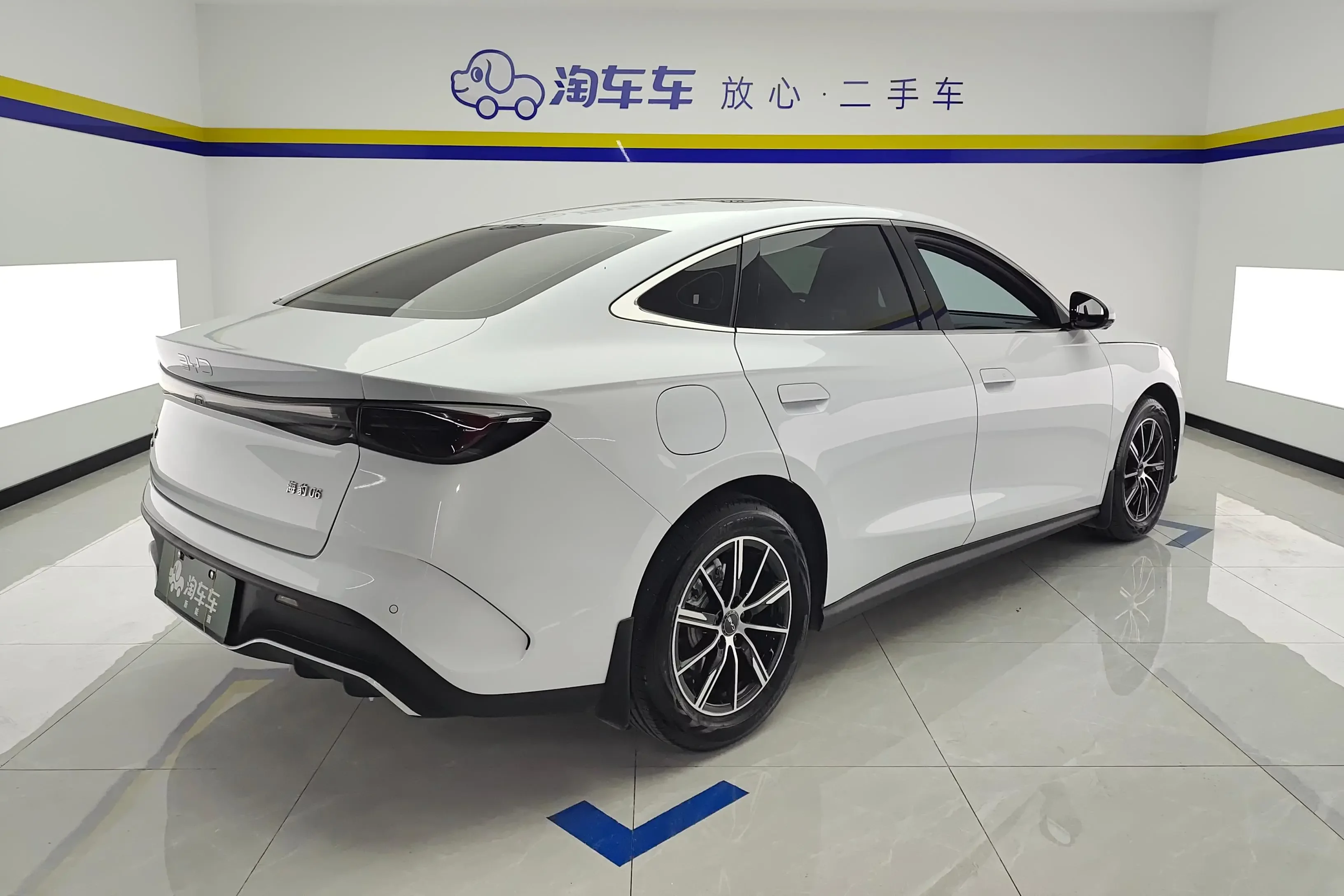 BYD Seal 06DM
