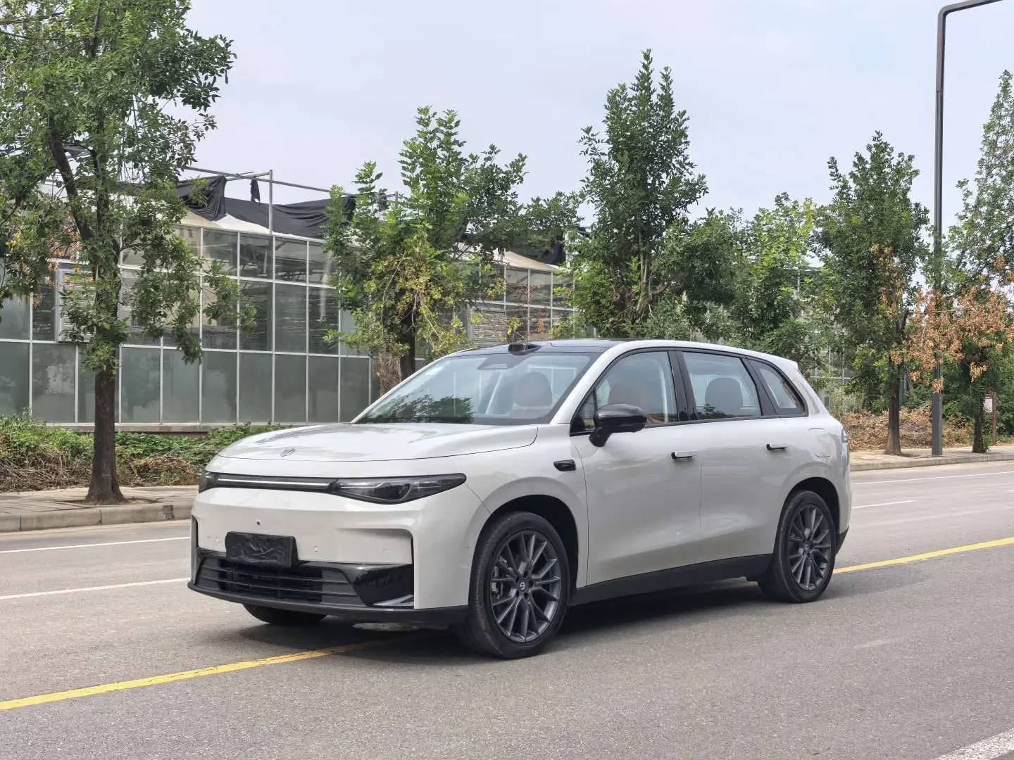 Leapmotor C10