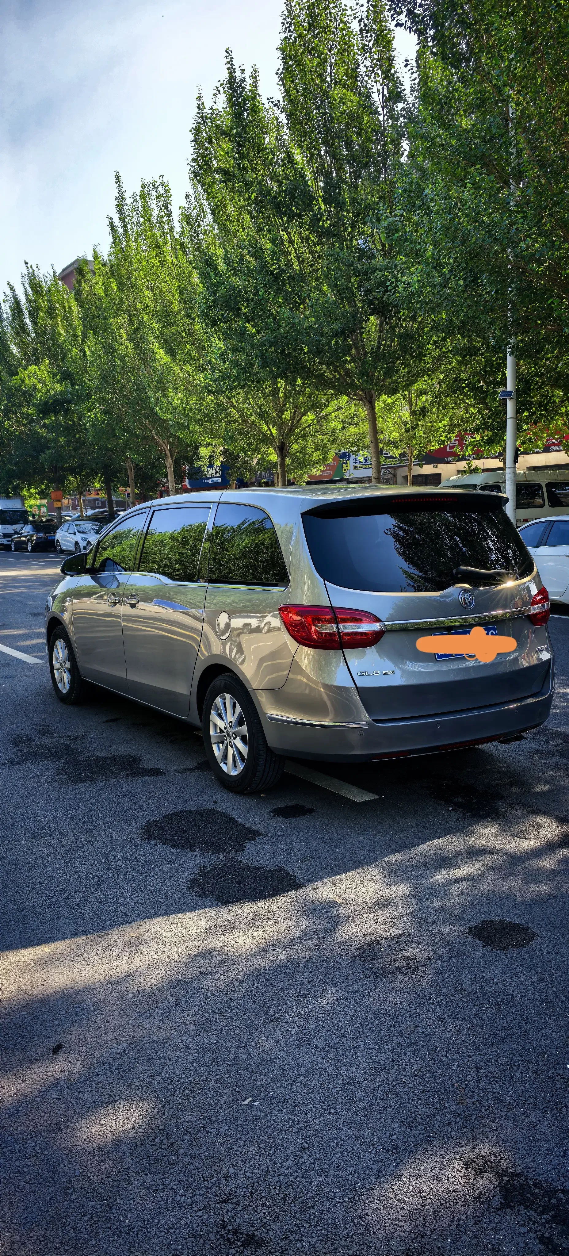 Buick GL8
