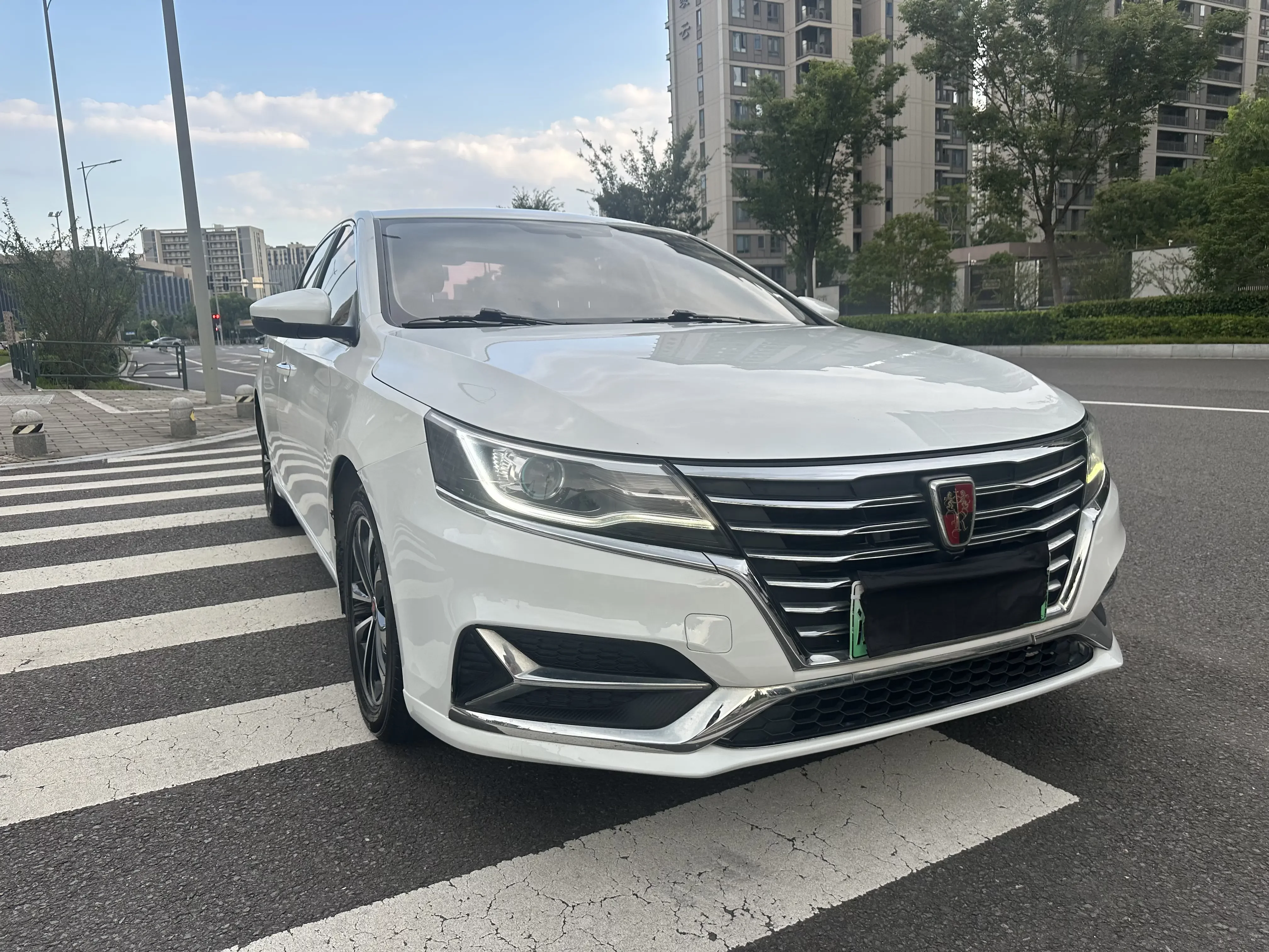 Roewe ei6