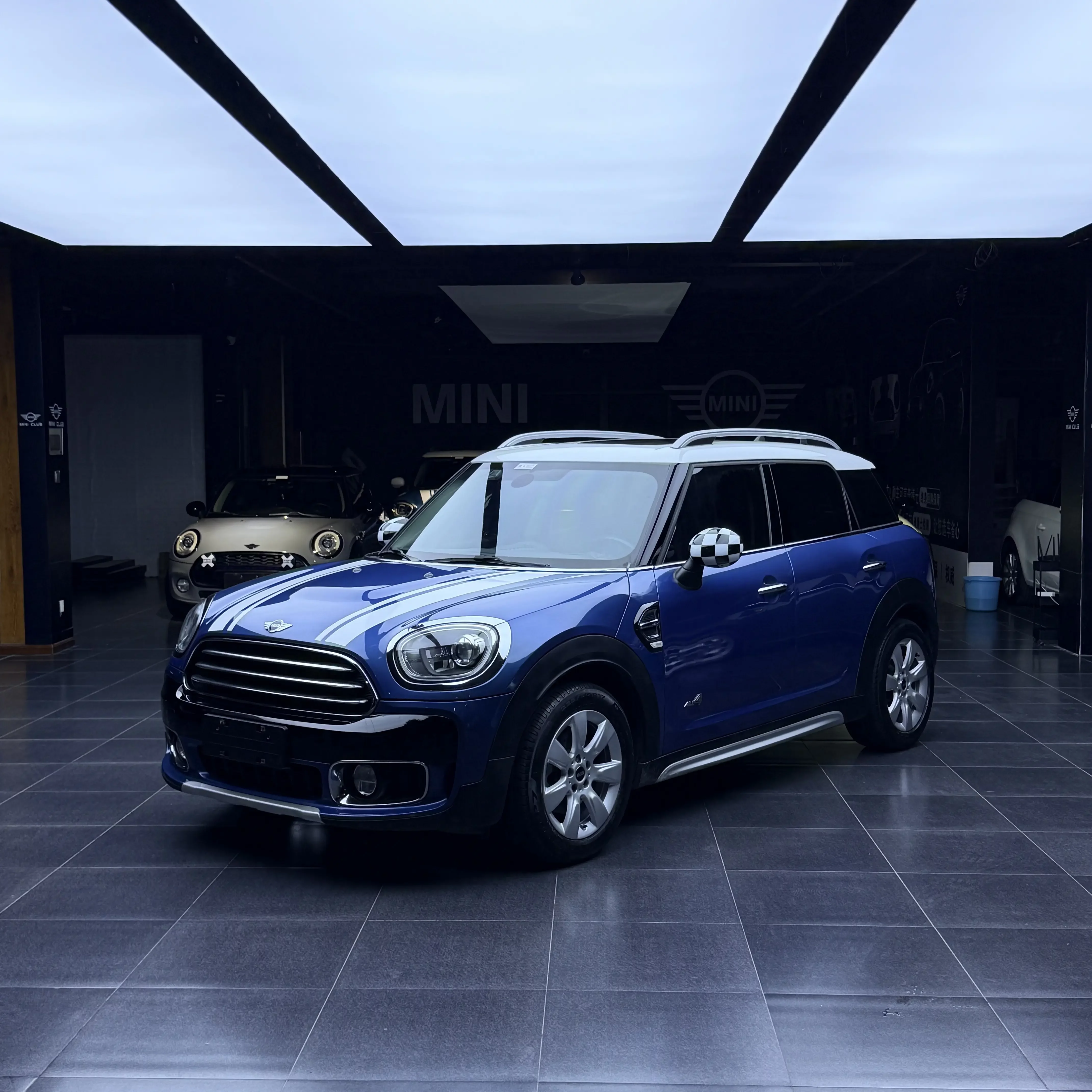 MINI COUNTRYMAN
