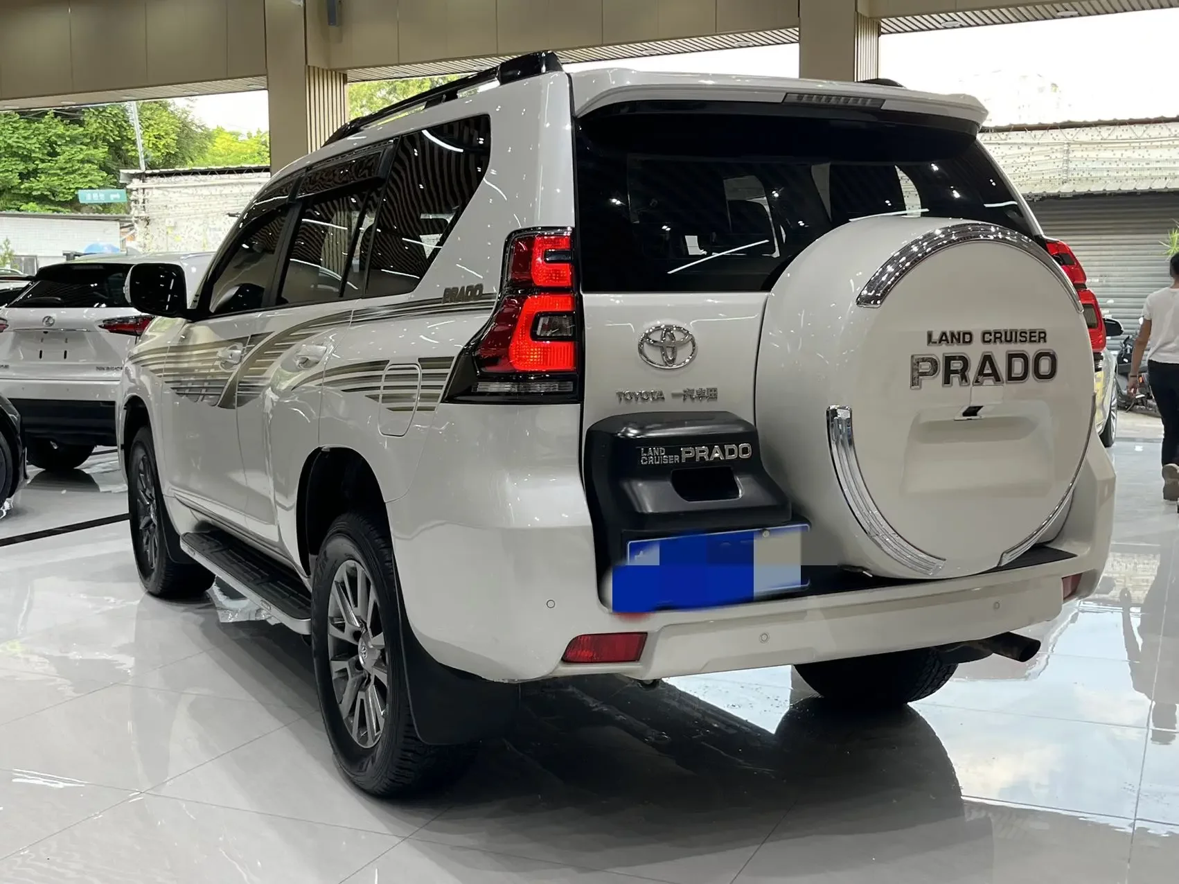 Toyota Prado