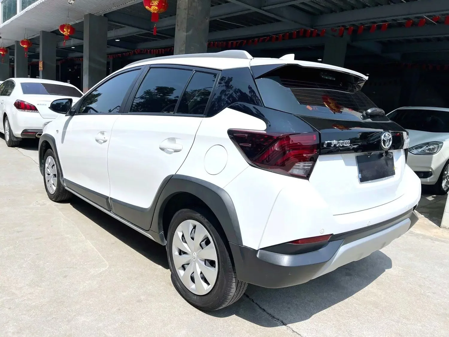 Toyota Yaris L