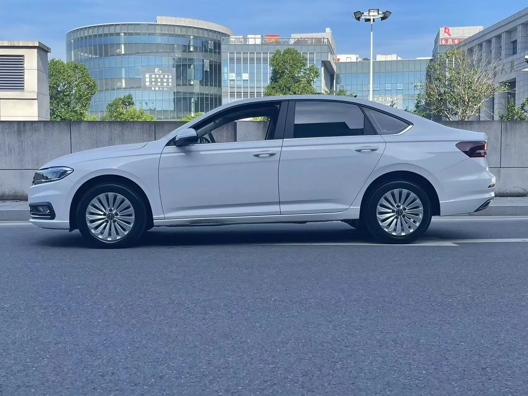 Volkswagen Lavida