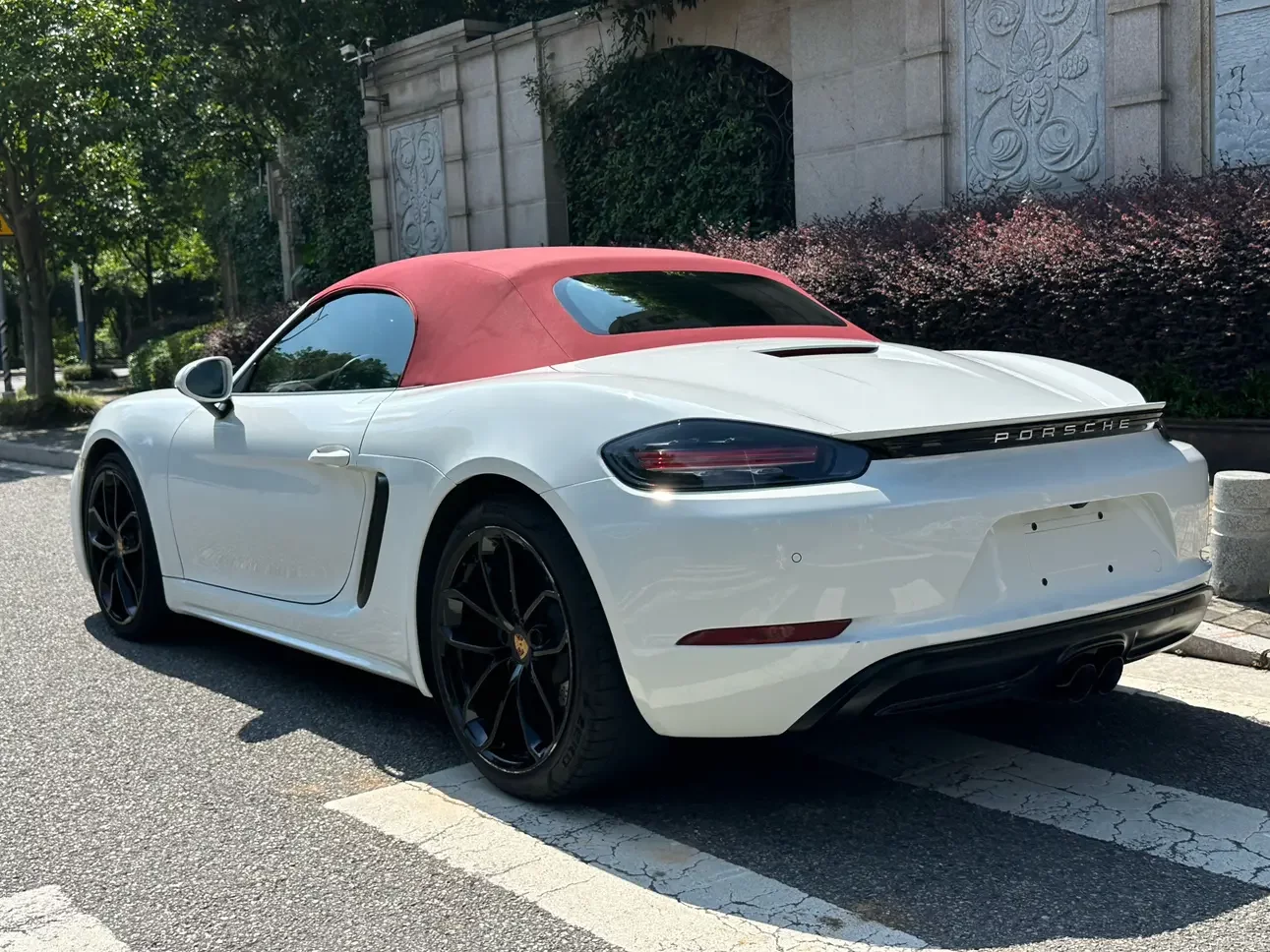 Porsche 718