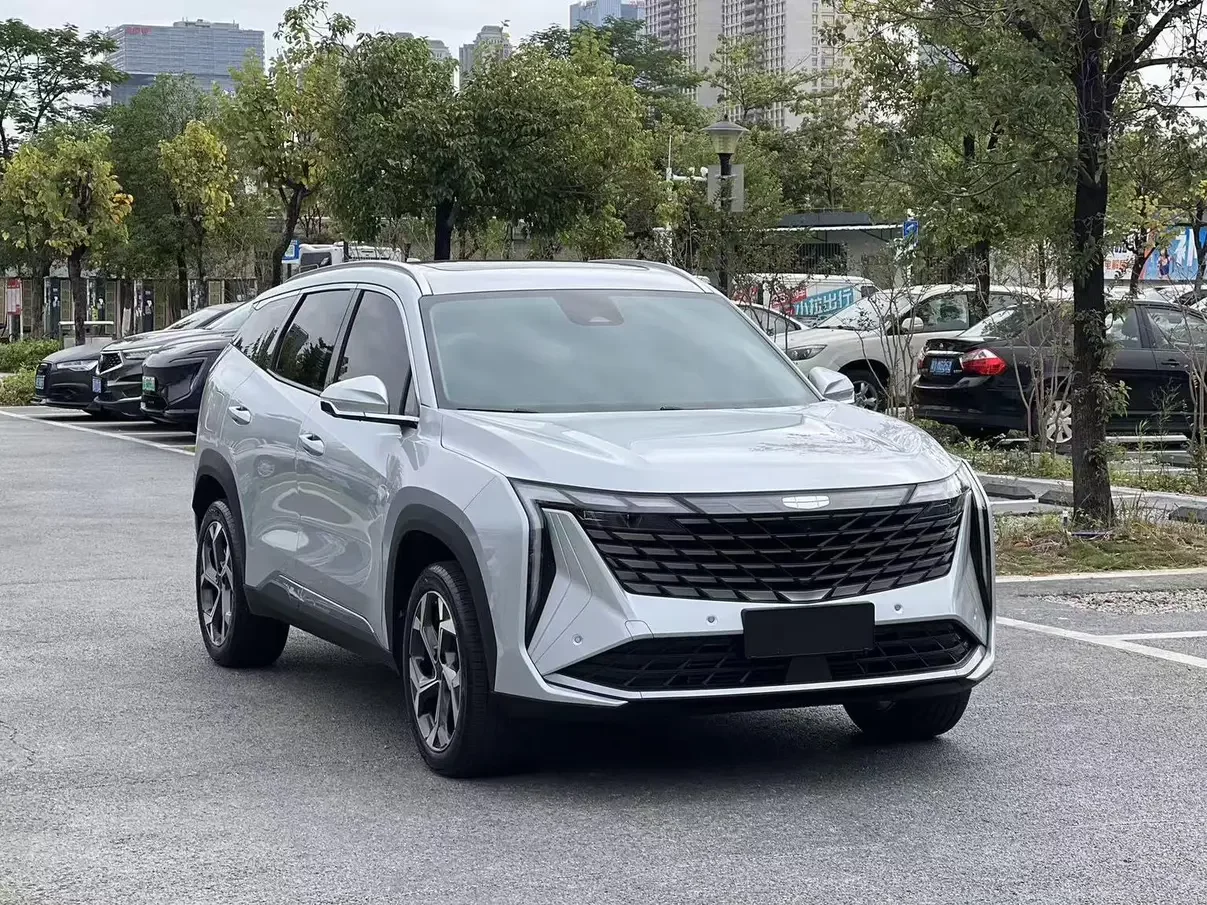 Geely Atlas L