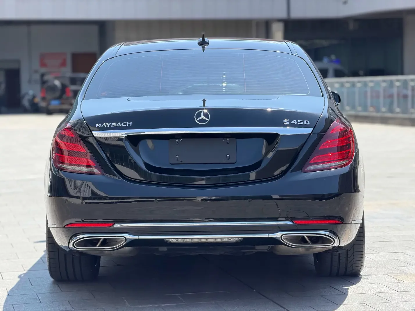 Mercedes-Benz Maybach S-Class