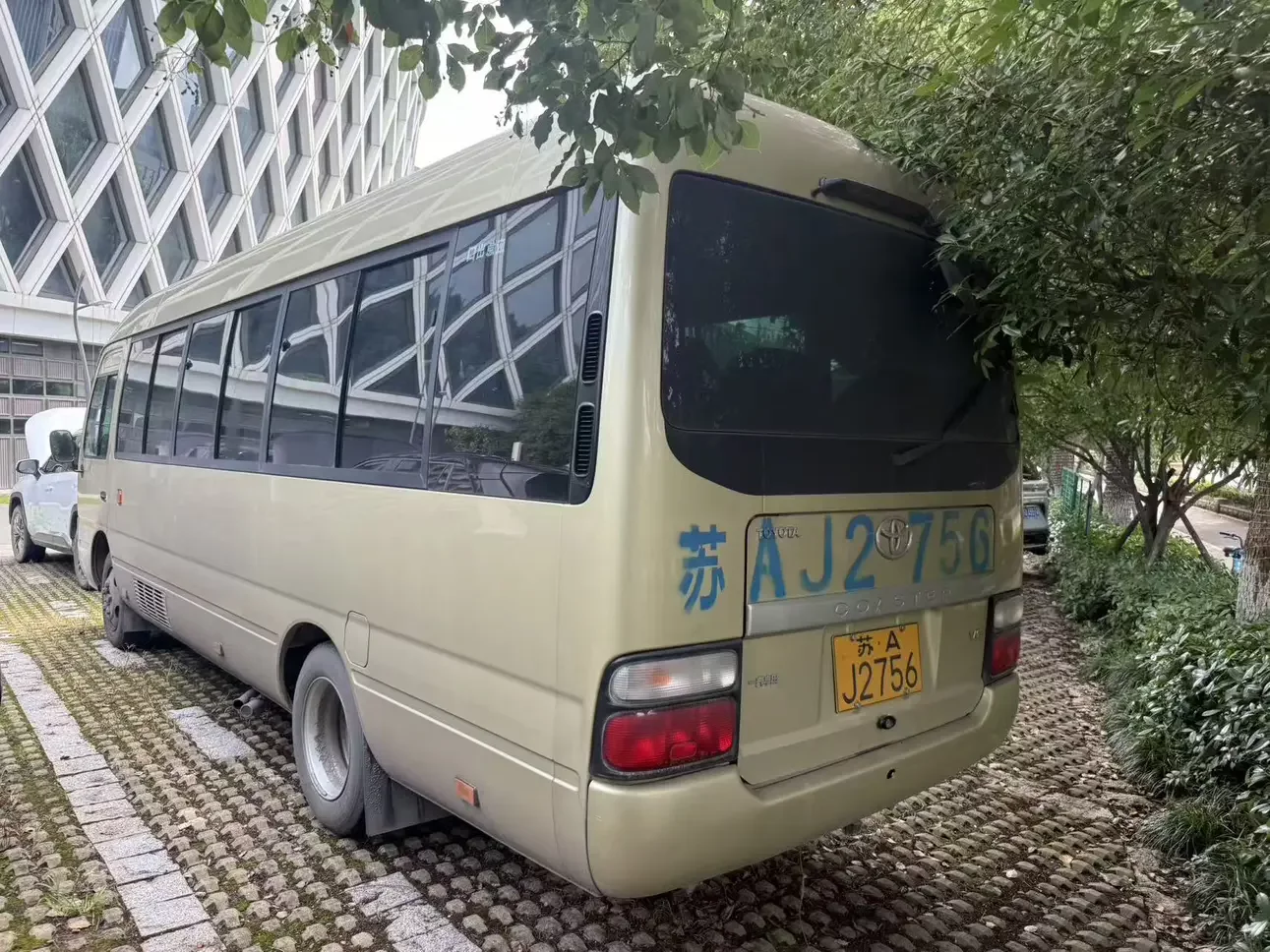 Toyota Costa