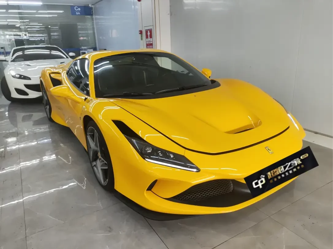 Ferrari F8