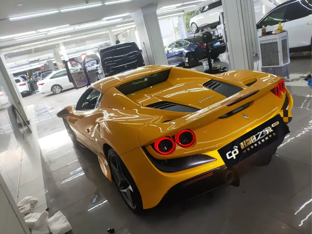 Ferrari F8