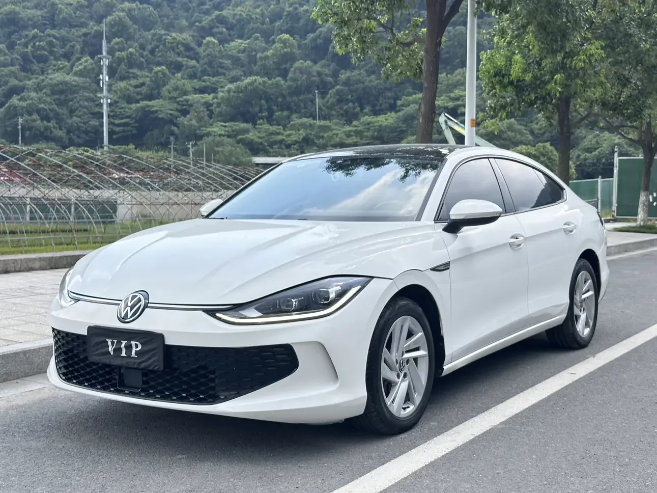 VOLKSWAGEN LAMANDO