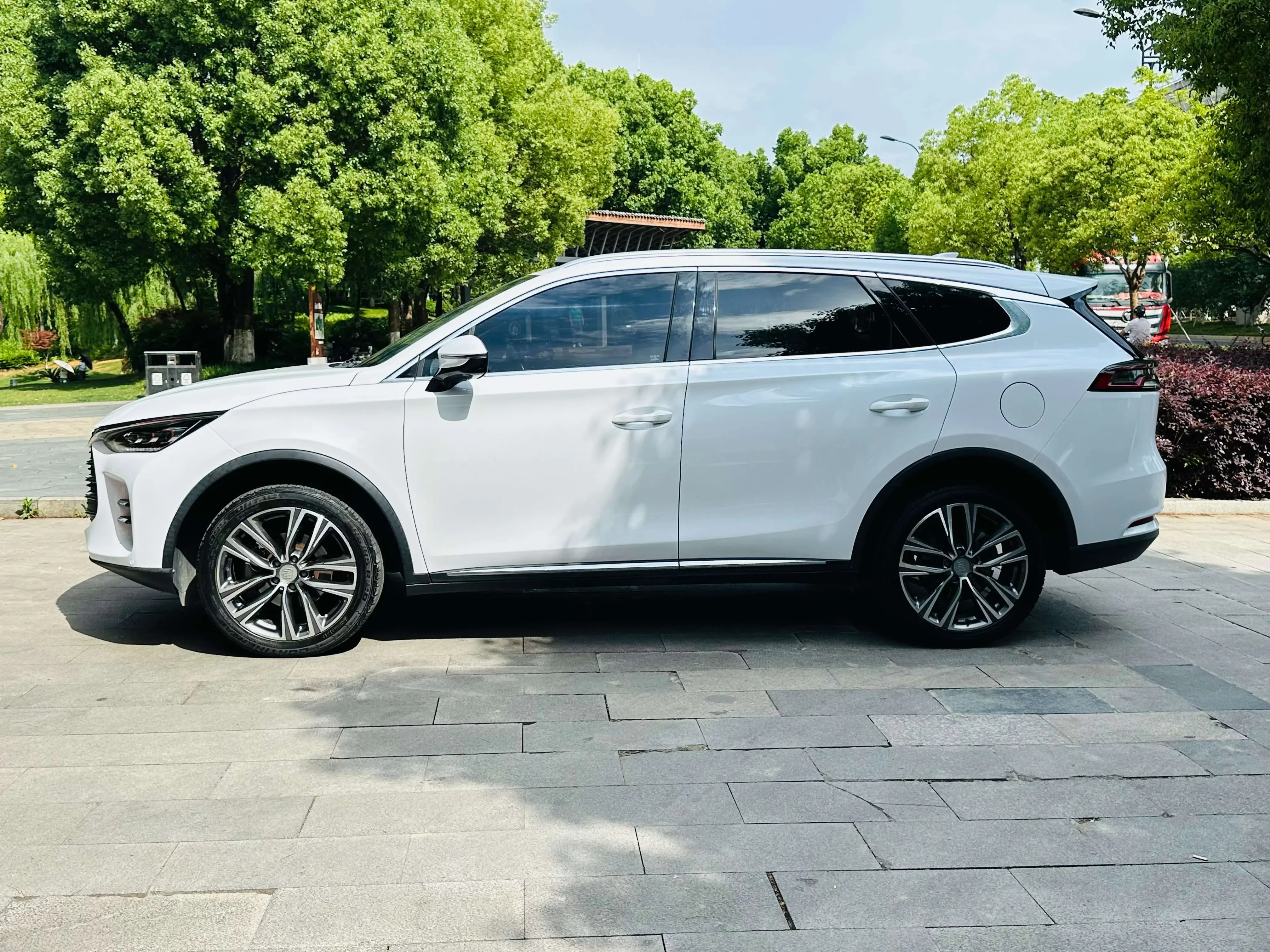 BYD Tang