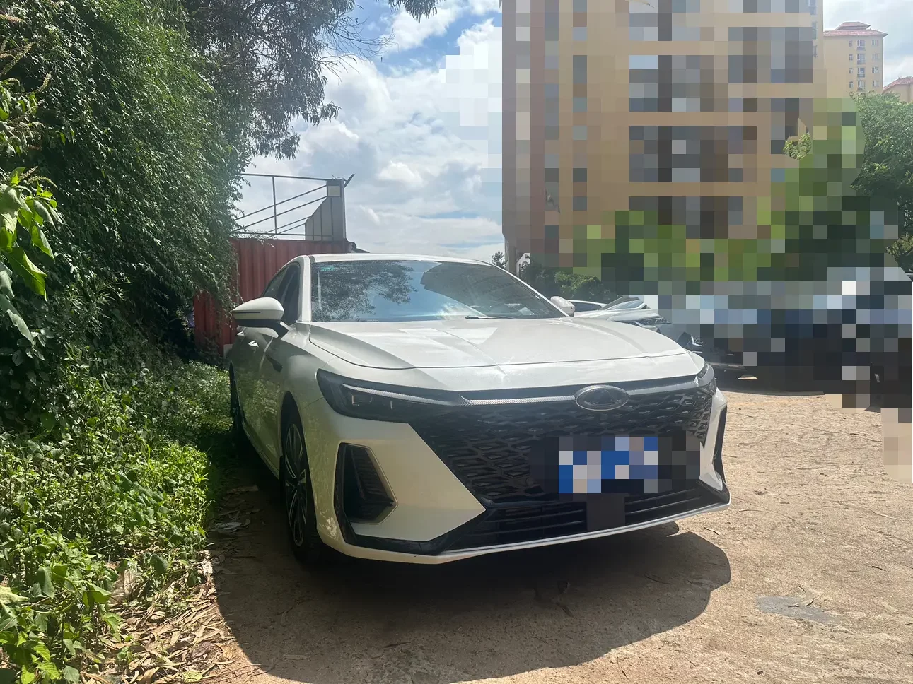 Chery Arrizo 8