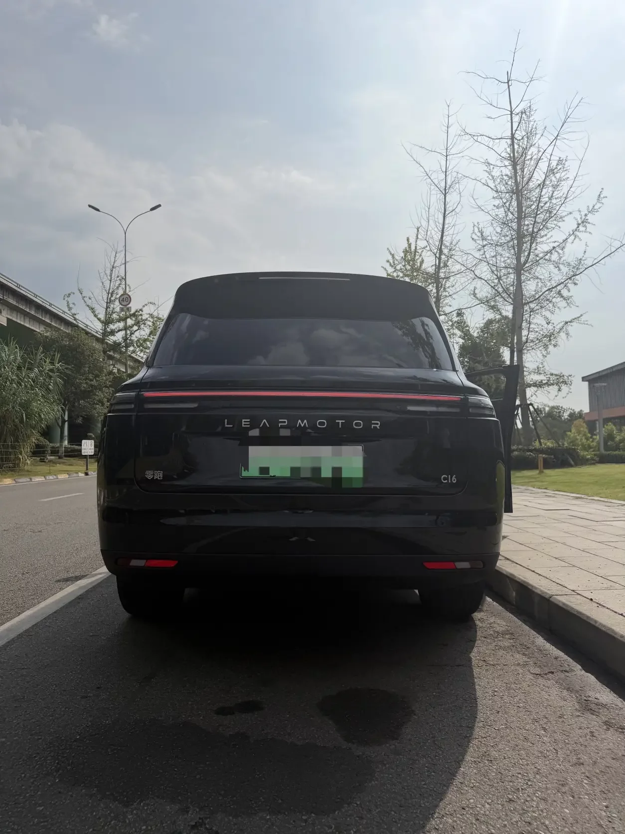 Leapmotor C16