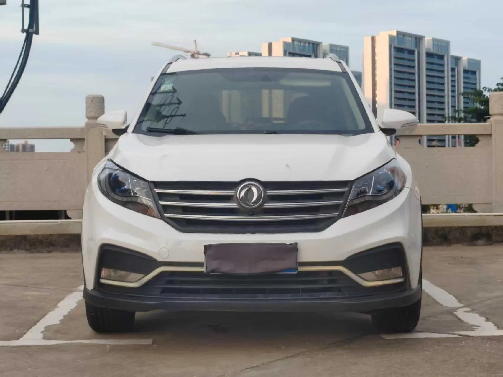 Dongfeng Fengon 580