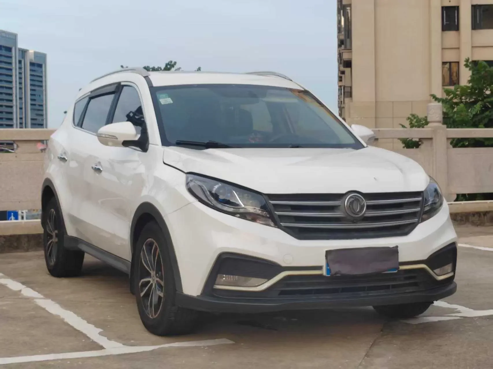 Dongfeng Fengon 580