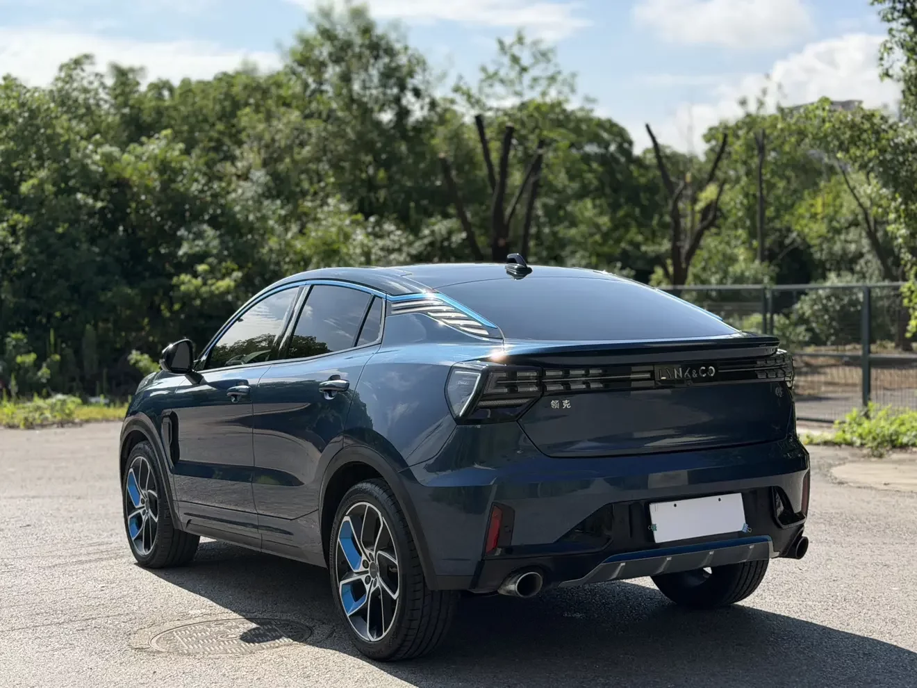 Lynk & Co 05