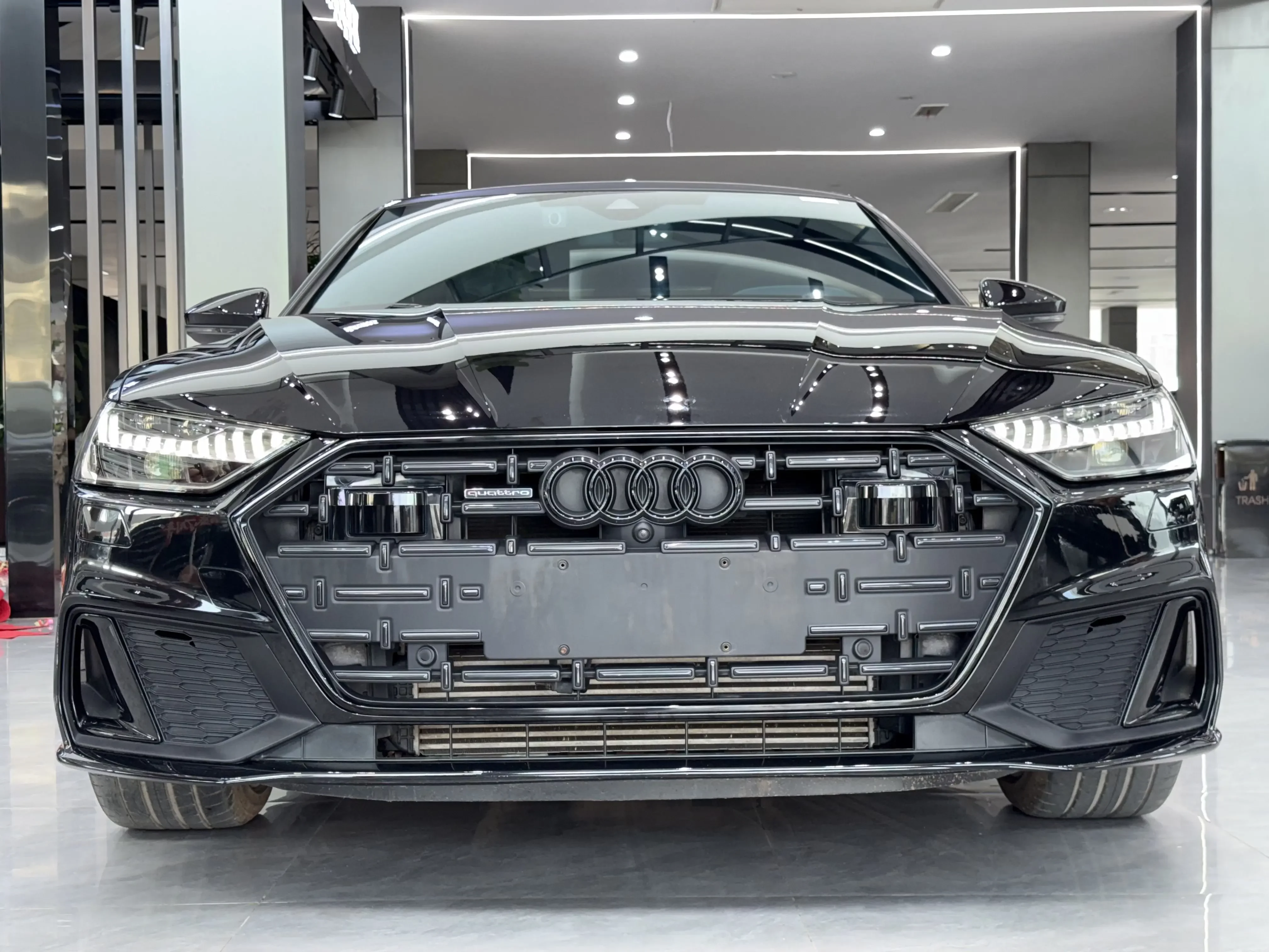 Audi A7L