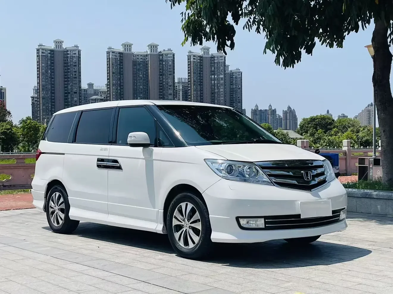 Honda Elysion