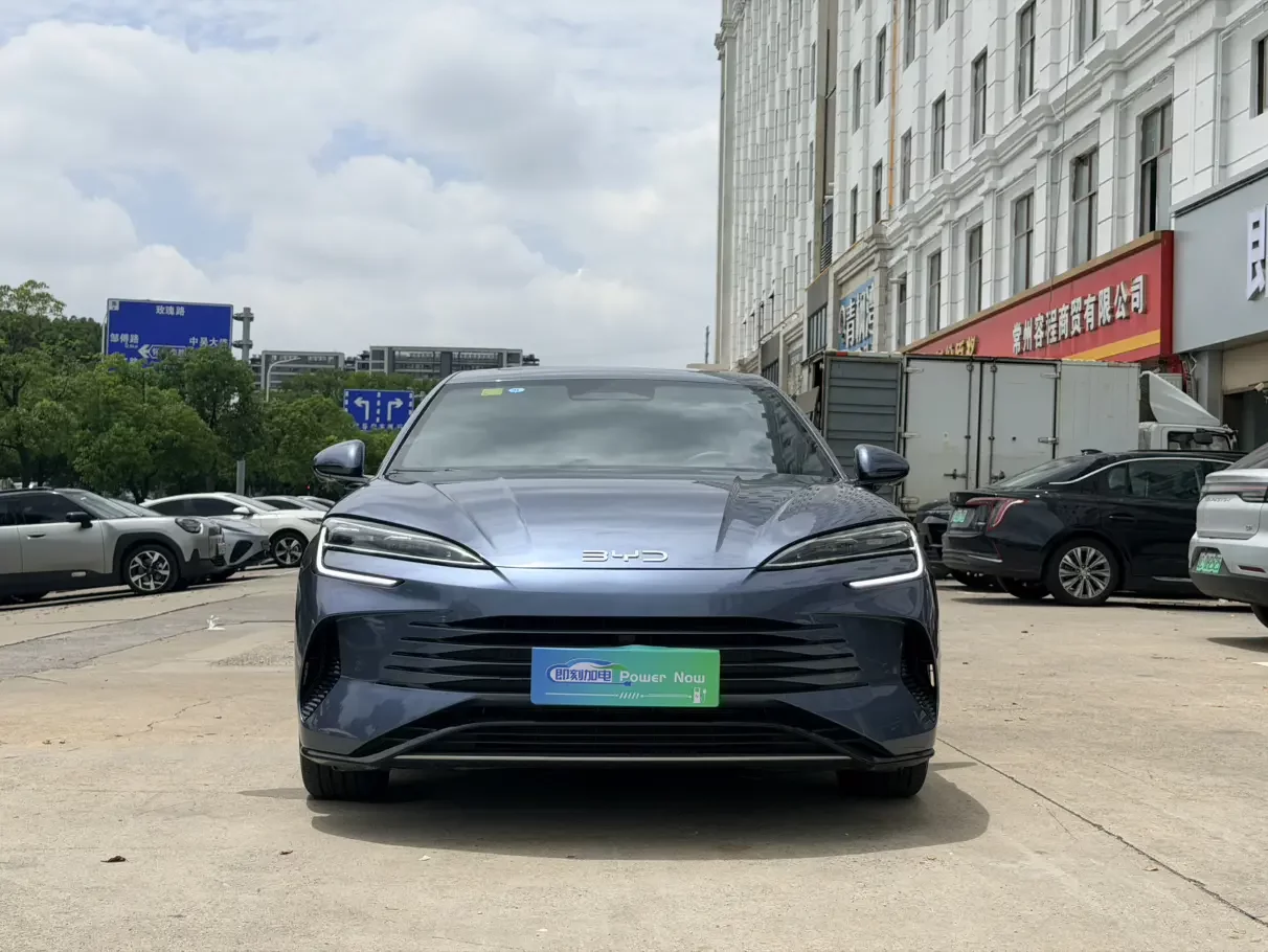 BYD Seal 07DM