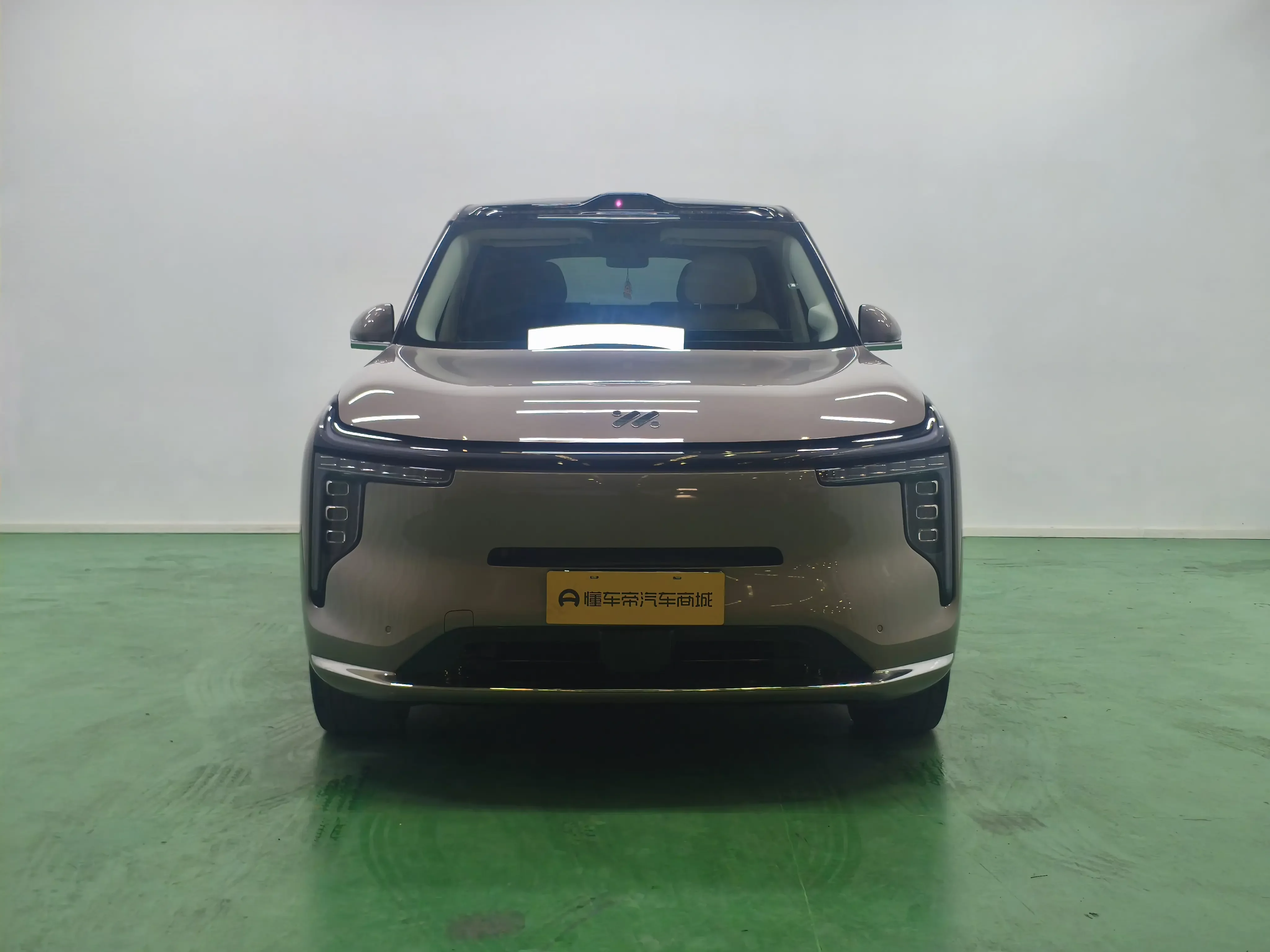 IM Motors Zhiji LS9