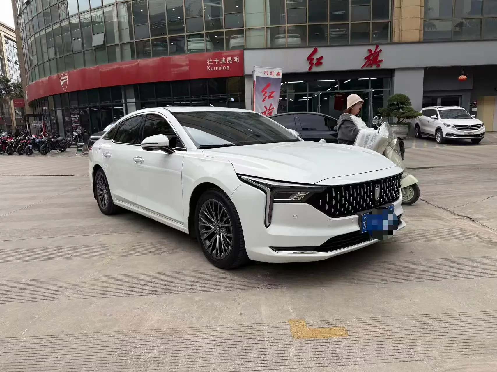 FAW Bestune B70