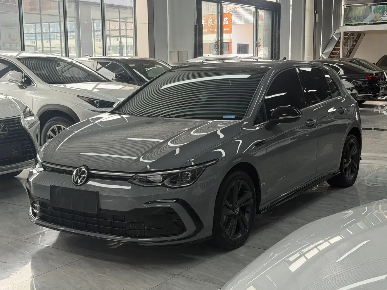 VOLKSWAGEN GOLF