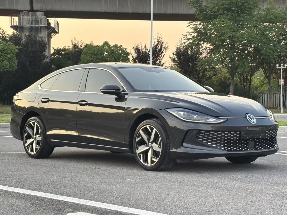 Volkswagen Lamando