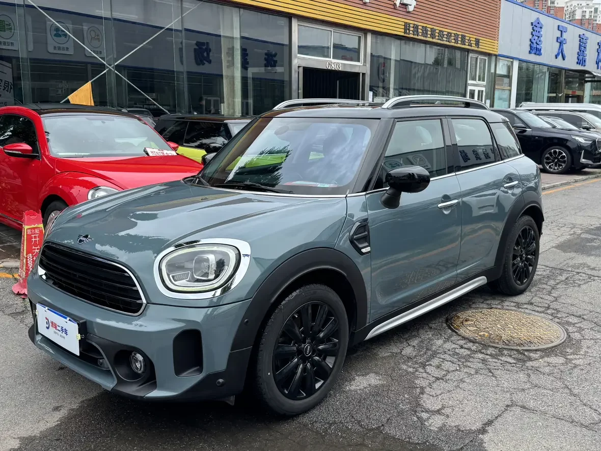 MINI COUNTRYMAN