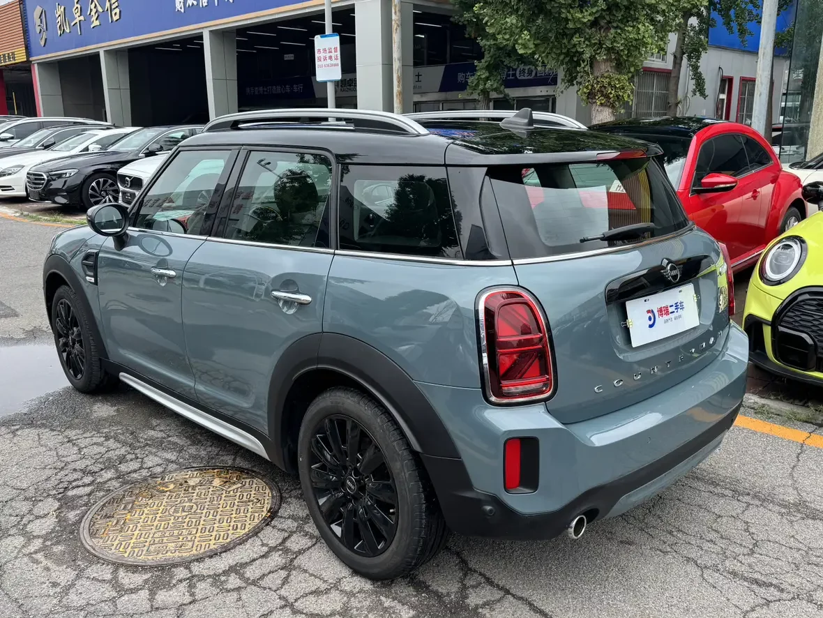 MINI COUNTRYMAN