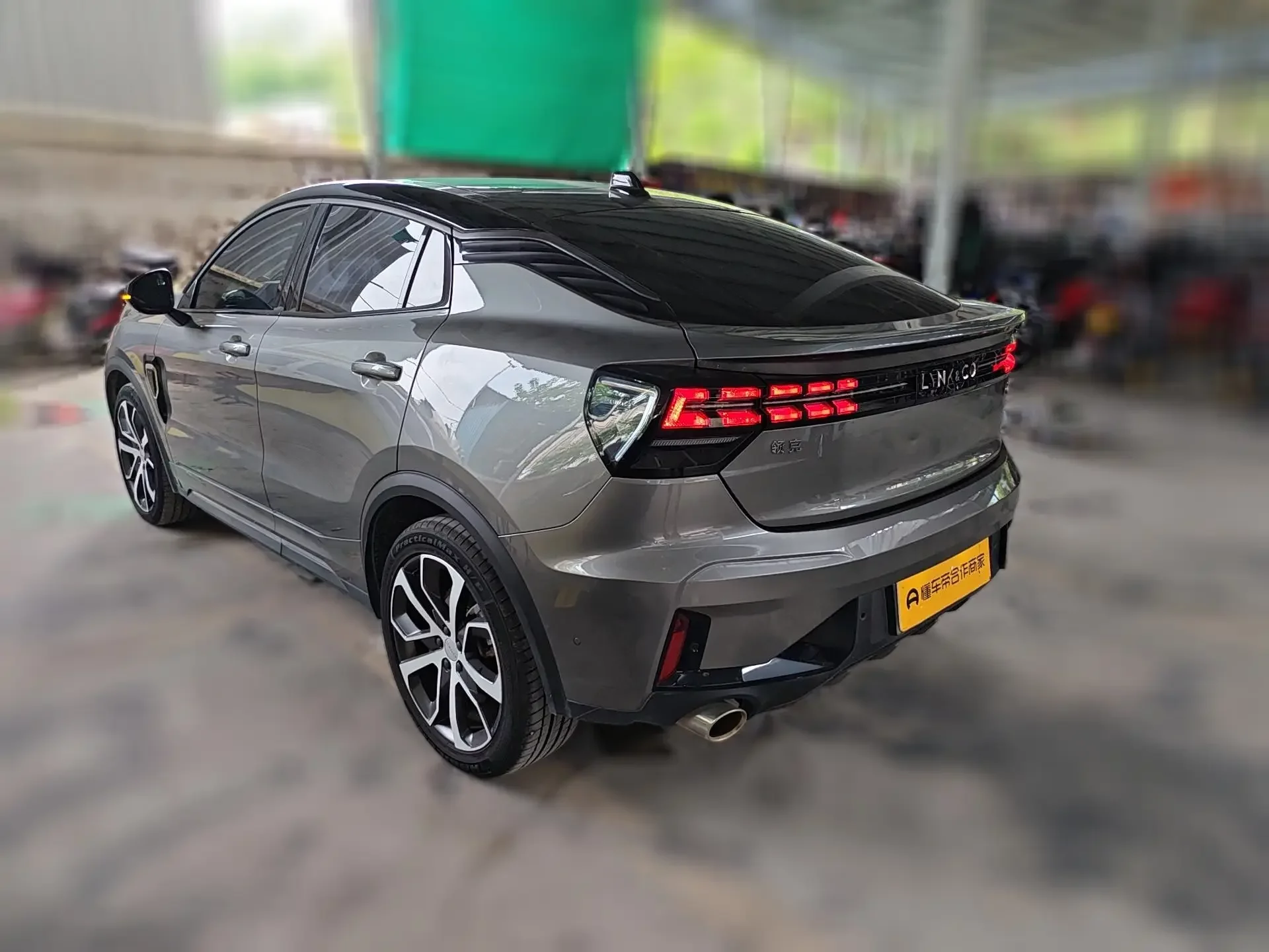Lynk & Co 05