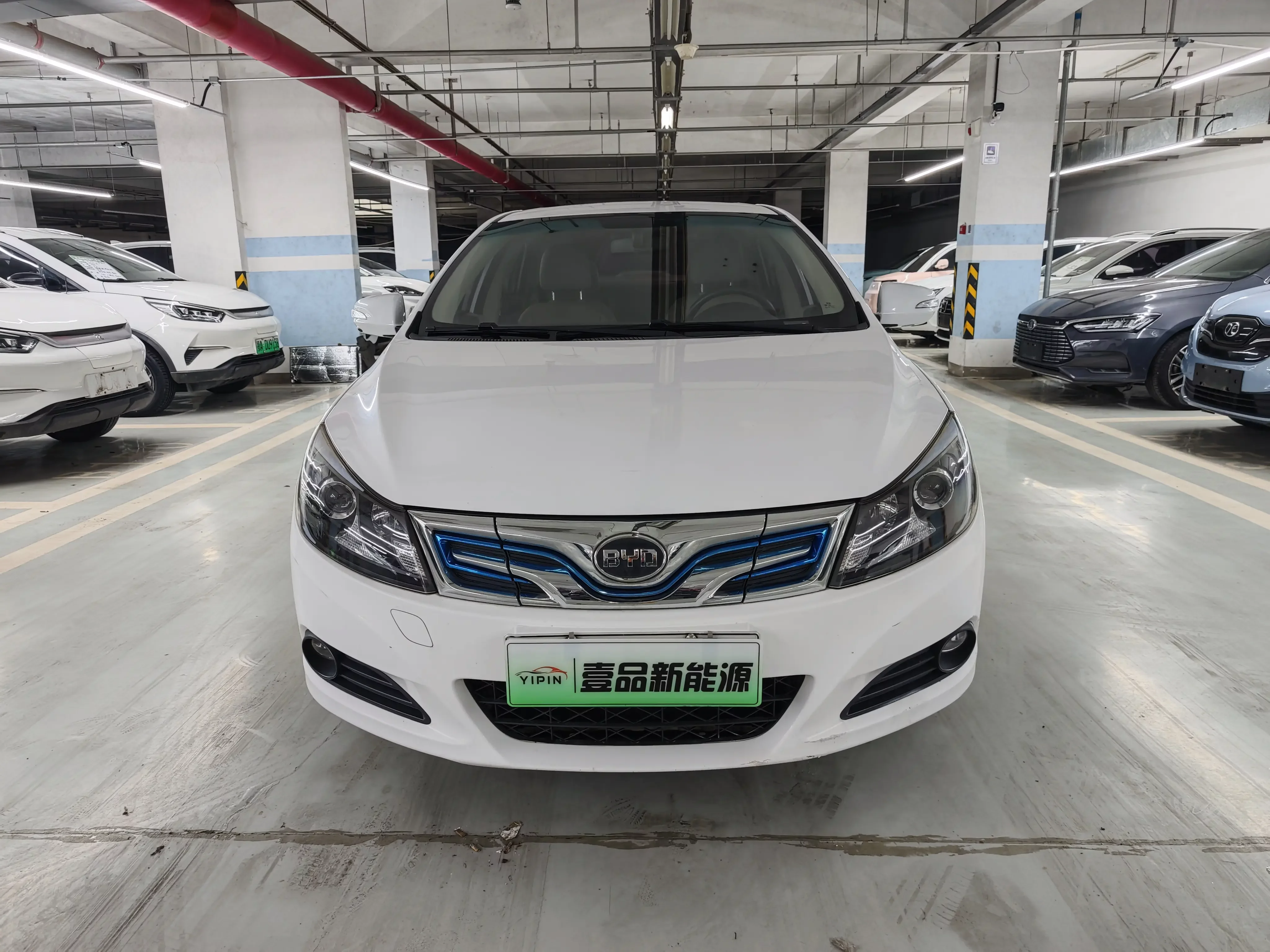 BYD e5