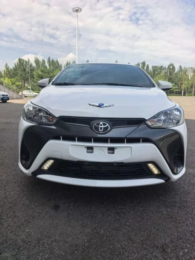 Toyota Yaris L