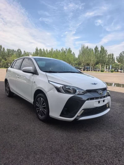 Toyota Yaris L