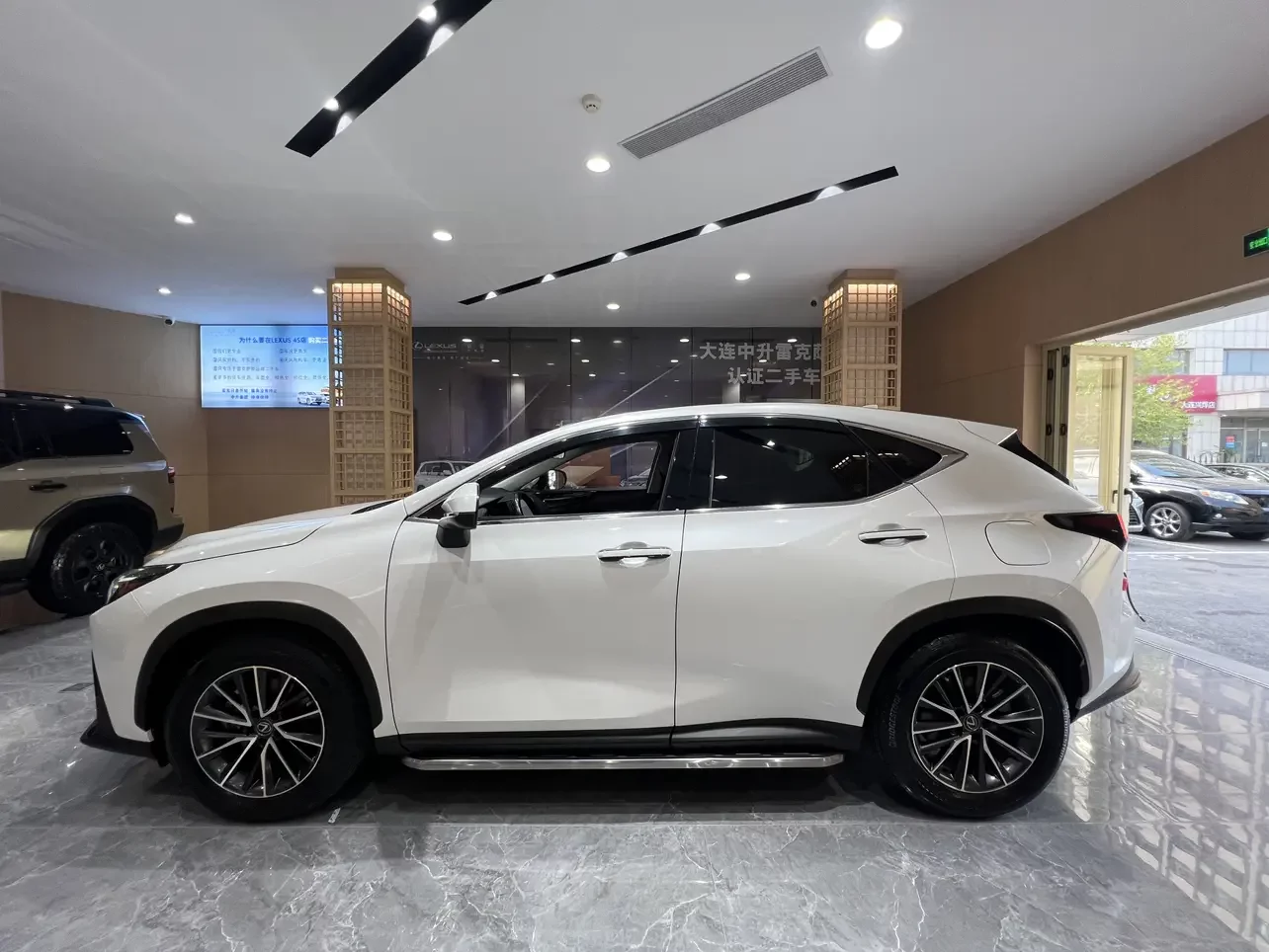 Lexus NX PHEV