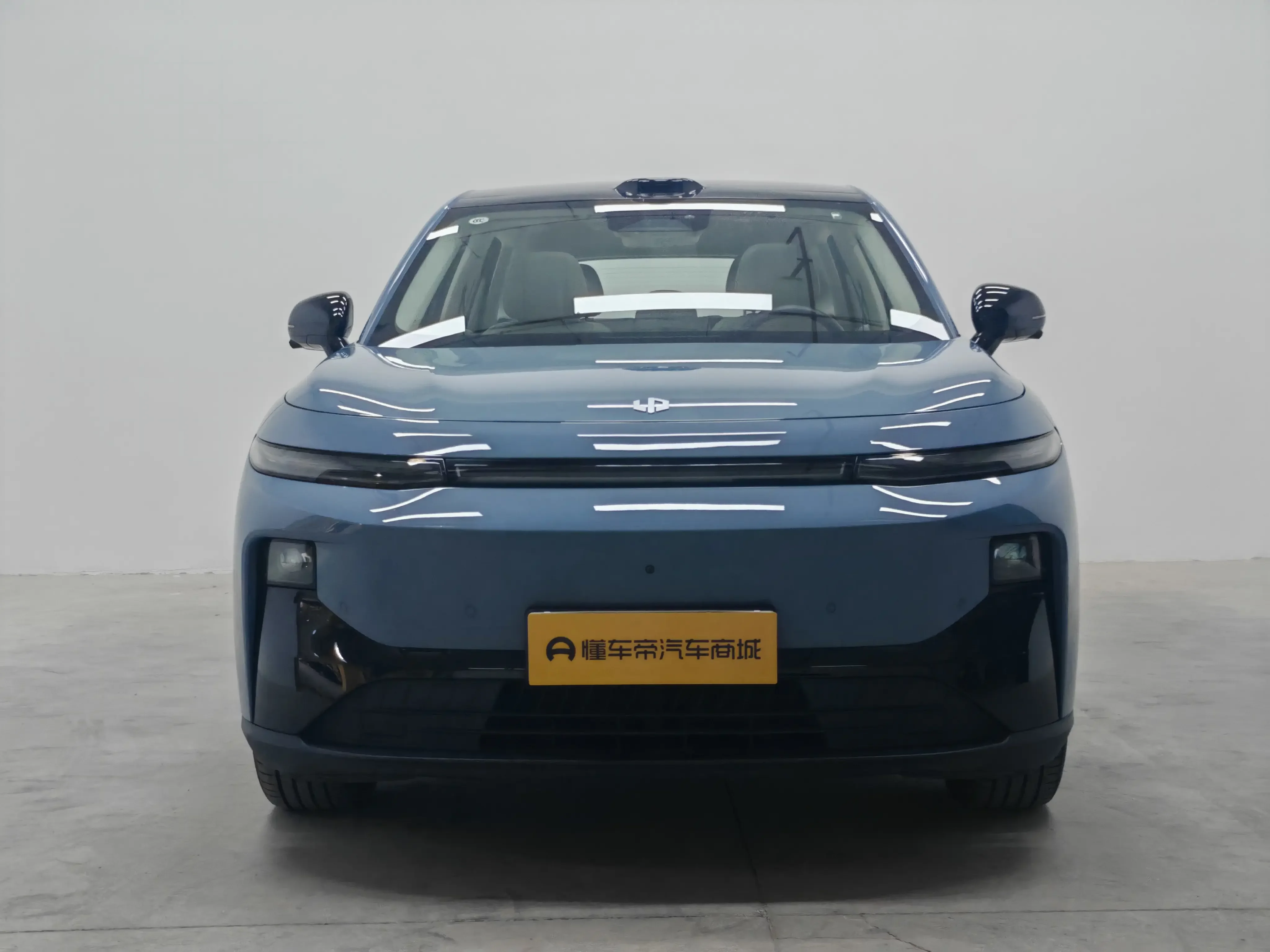 Leapmotor B10