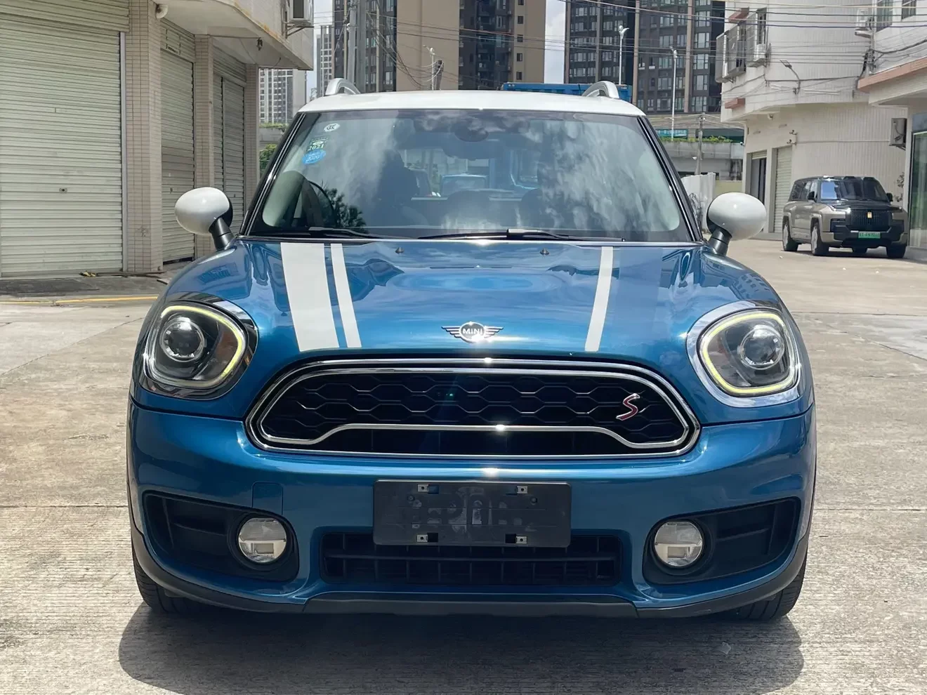 MINI COUNTRYMAN