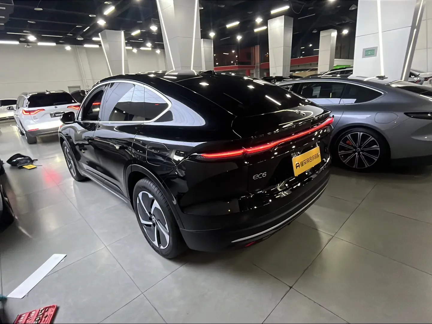 NIO EC6
