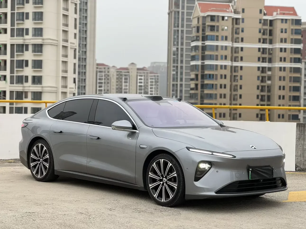 NIO ET7