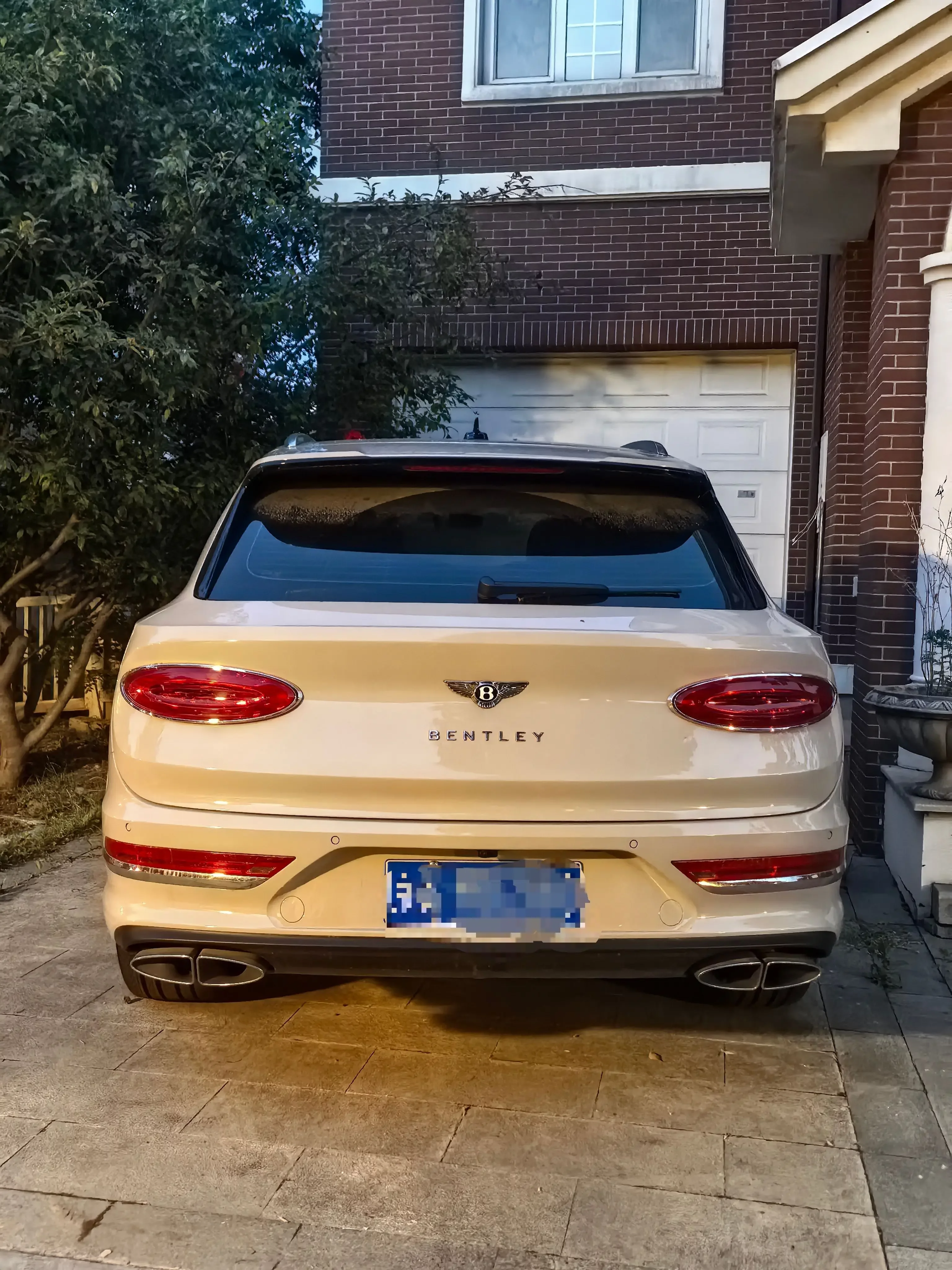 Bentley Bentayga