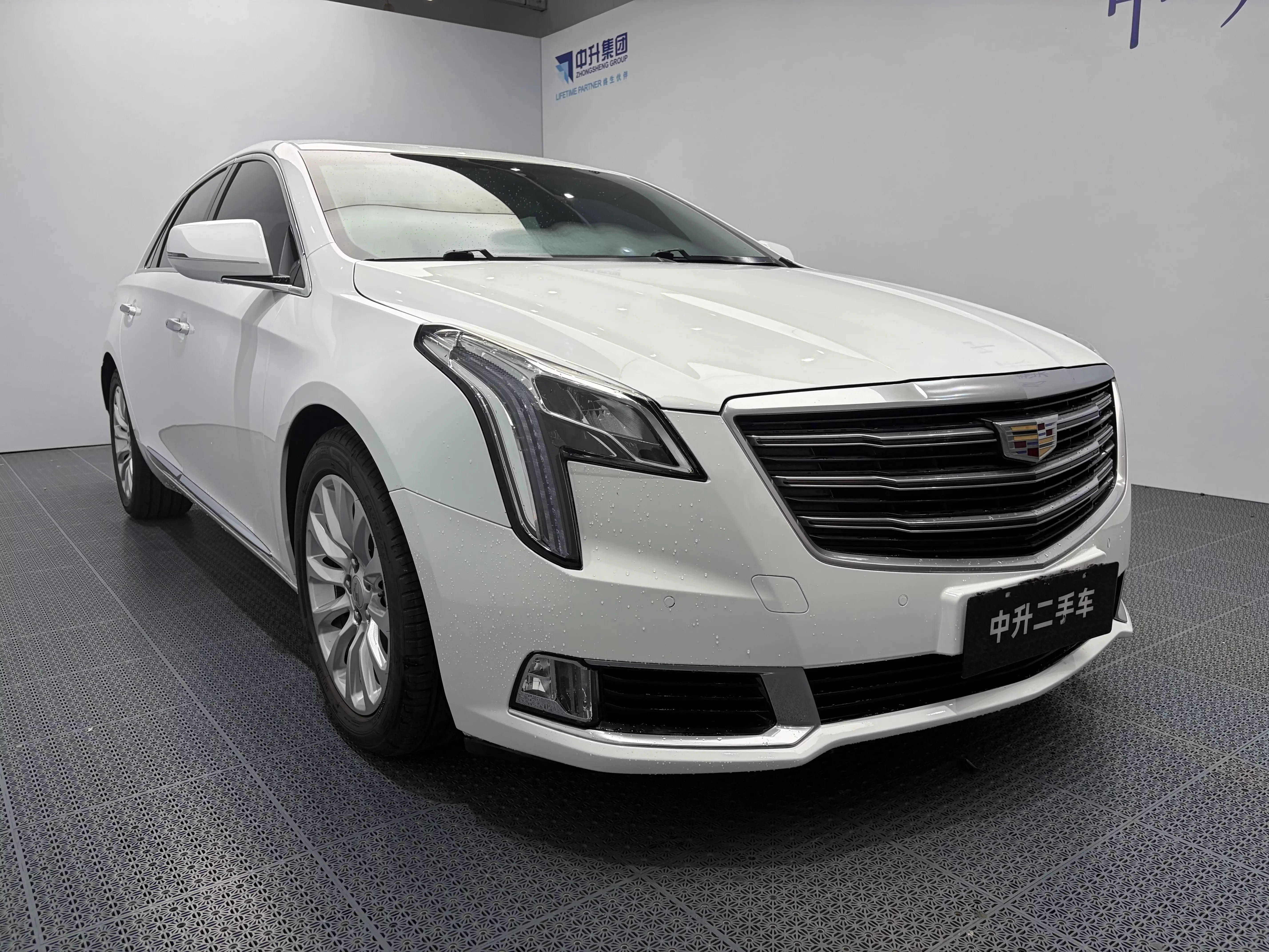 Cadillac XTS