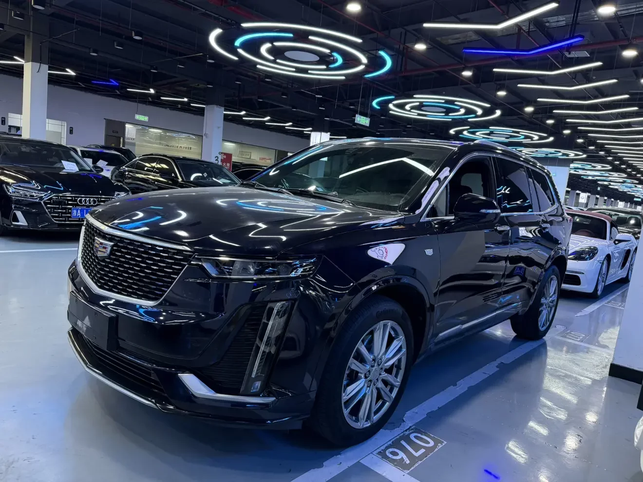 Cadillac XT6