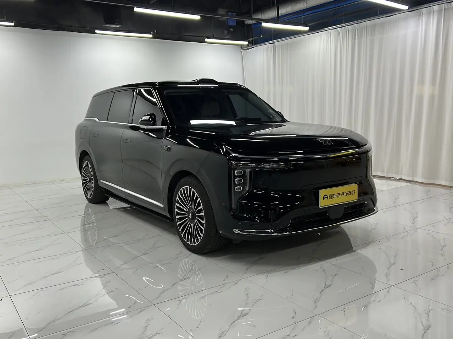 IM Motors Zhiji LS9