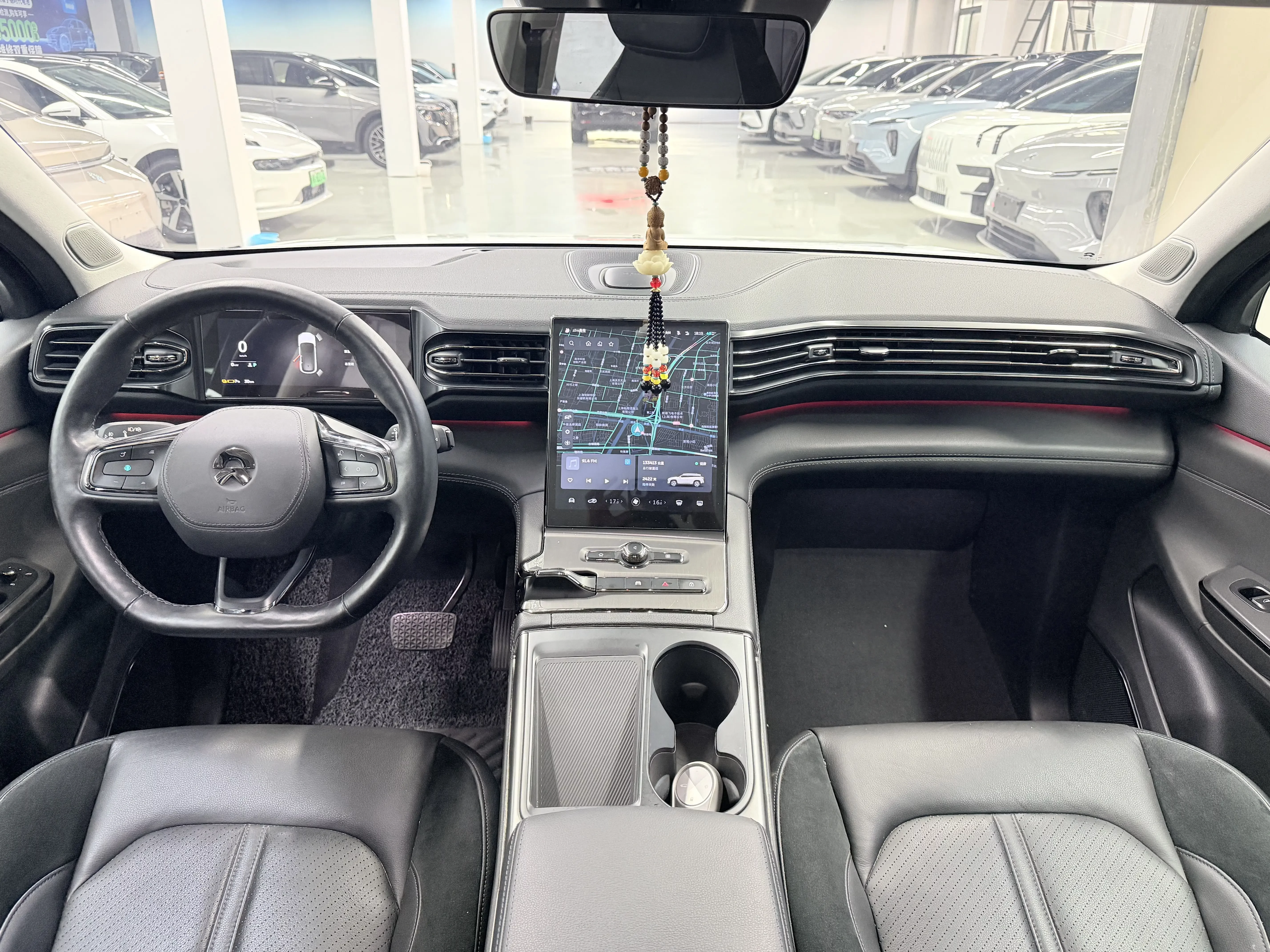 NIO ES6