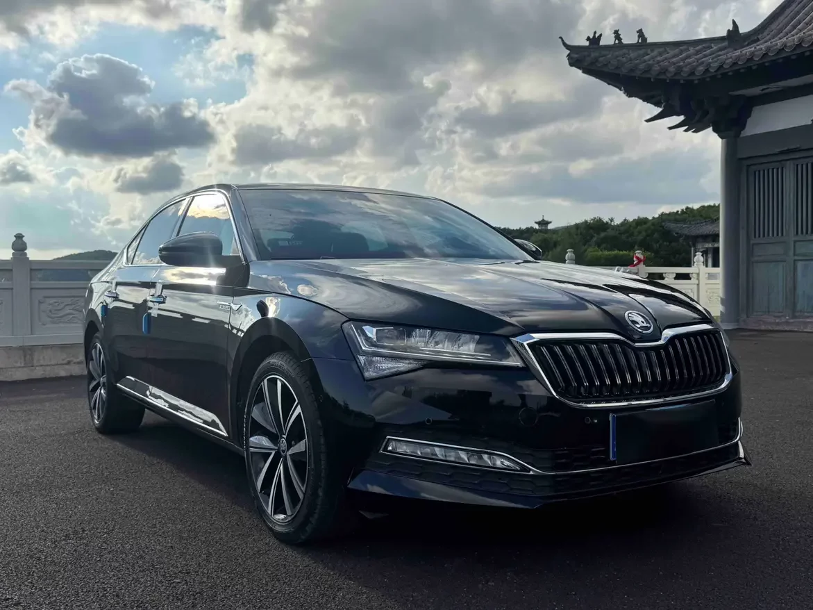 Skoda SuperB