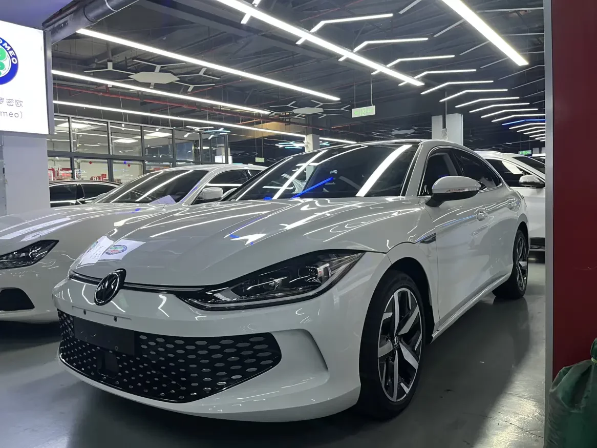 Volkswagen Lamando