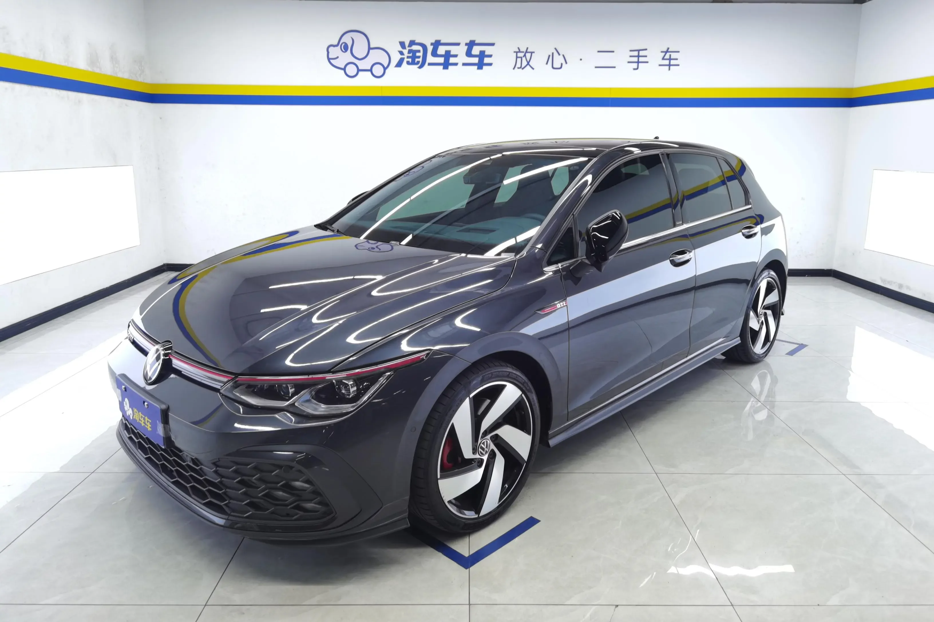 Volkswagen Golf GTI