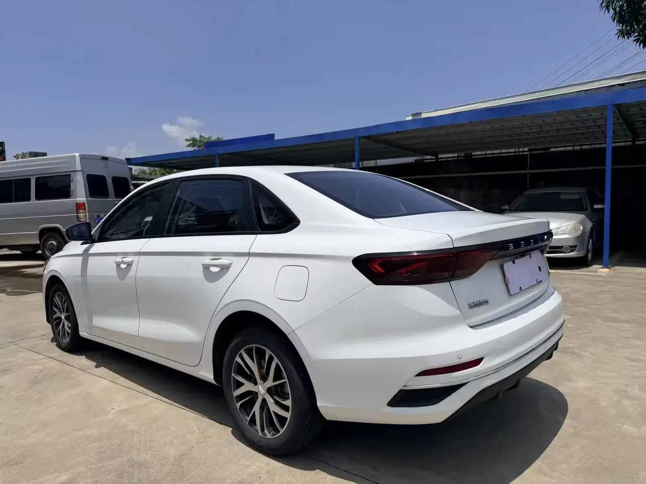 Geely Emgrand